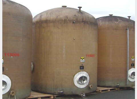 Cuve de stockage en POLYESTER - Volume : 23000 litres (230 hectos)