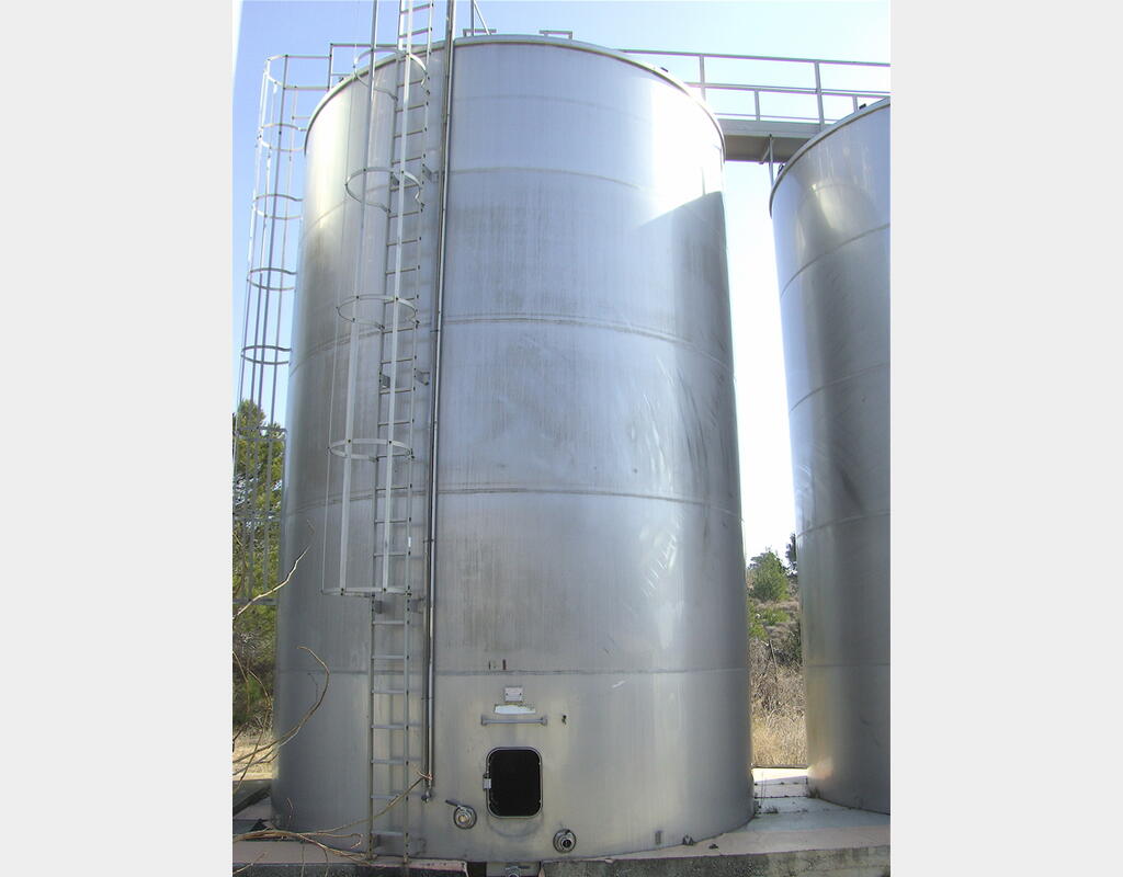 Cuve de stockage INOX304 de 150 m3 - Cylindirque verticale fond plat
