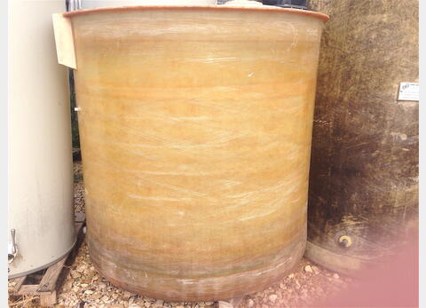 Cuve chapeau flottant en polyester - Volume : 25 hecto (2500 litres)