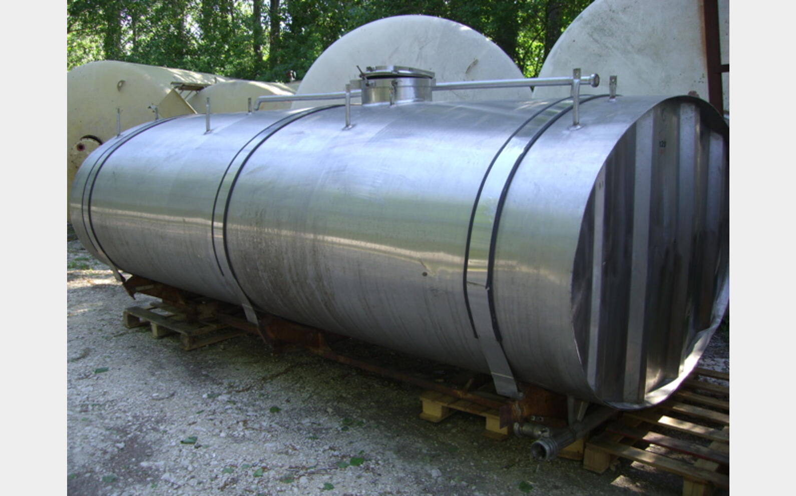 Citerne horizontale de 12000 Litres - Matière inox 304L