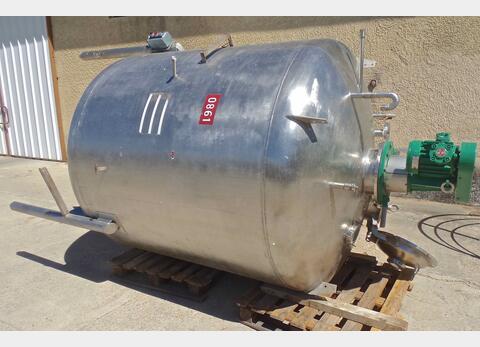 Cuve inox agit&eacute;e