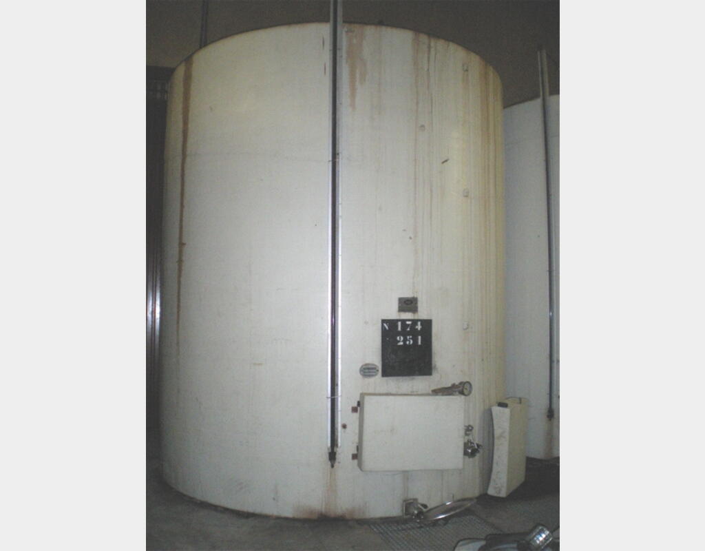 Cuve fibre de 250 hls isol&eacute;e
