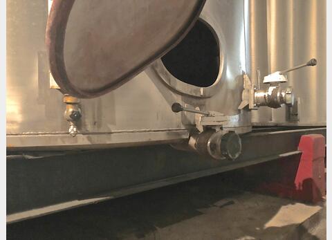 cuve inox cylindrique Volume : 32000 litres (320 hls)