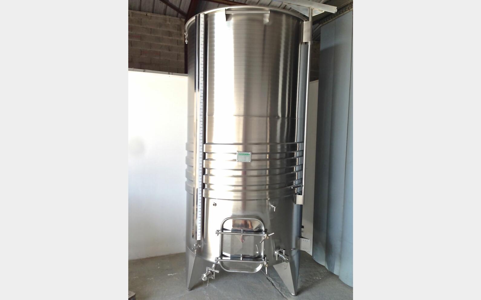 cuve INOX chapeau flottant de 4000 litres MATERIEL NEUF Volume : 4000 litres
