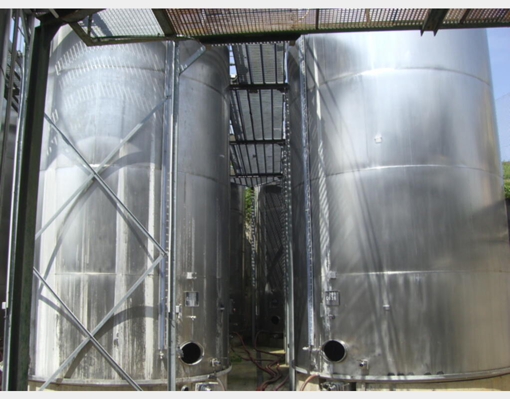 Cuve INOX 316 cylindrique verticale