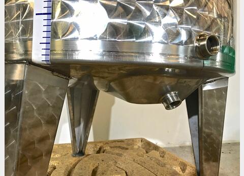 Cuve inox 304 fond bomb&eacute; chap flottant MATERIEL NEUF Volume : 400 litres