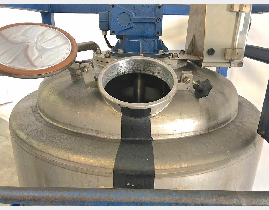 Cuve de mélange inox sur châssis - Capacité : 500 litres