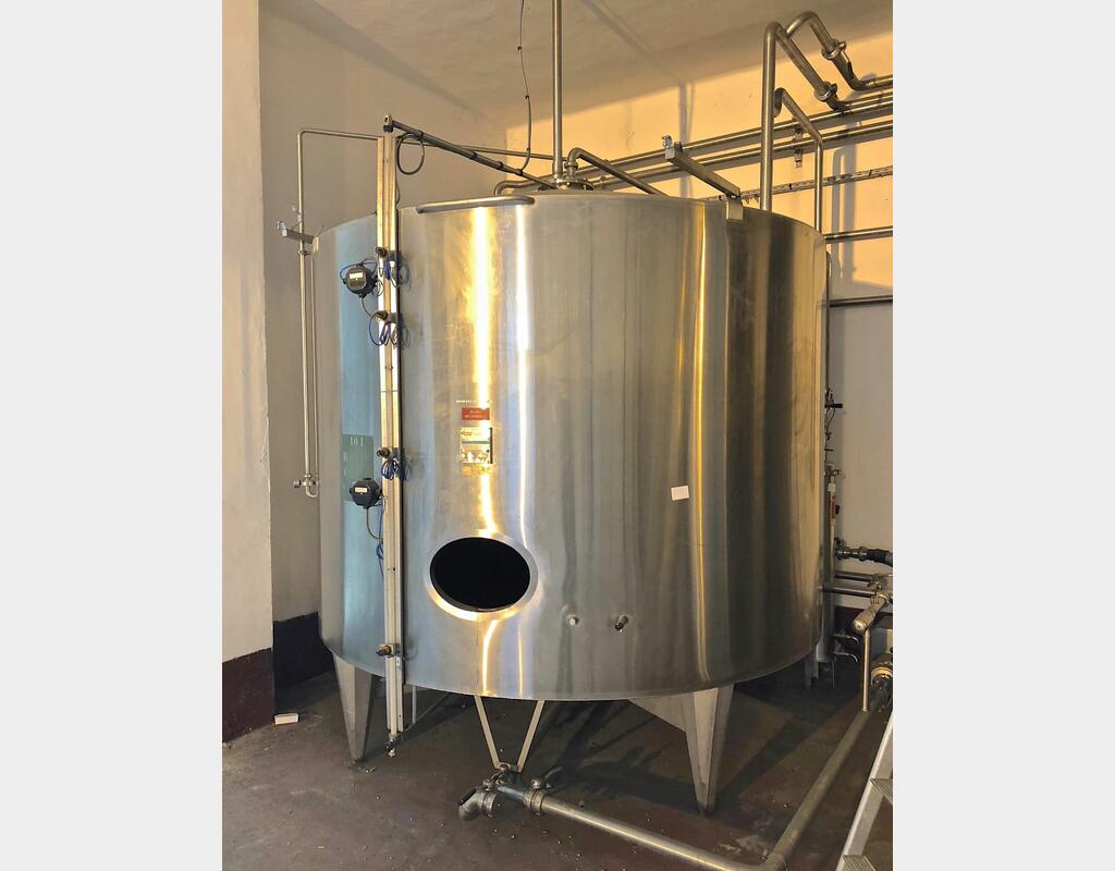Cuve inox 316 fond conique sur pieds - 13.500 litres