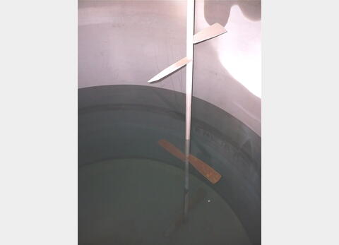 cuve de stockage INOX 304 de 25 m3 - cylindrique verticale sur pieds