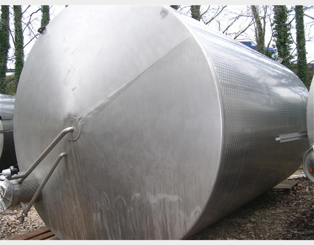 CUVE INOX 316 L FOND PLAT DE 360 HLS - TOIT CONIQUE AVEC CHEMINEE DEPORTEE