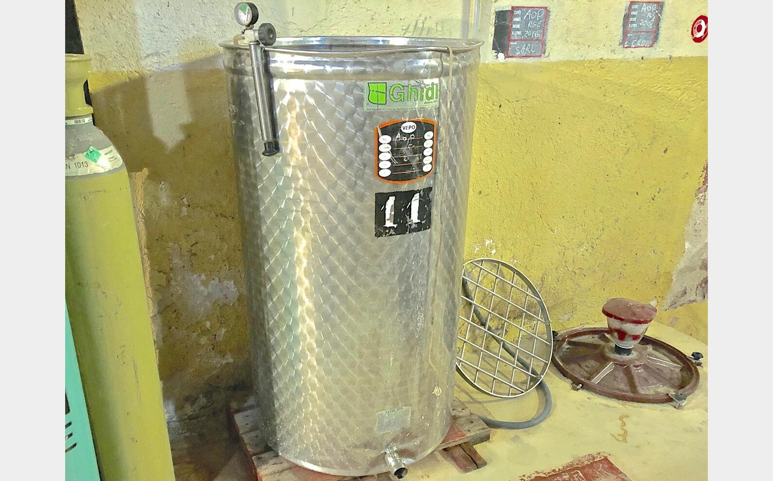 Cuve inox chapeau flottant - Volume : 5 hectos (500 litres)