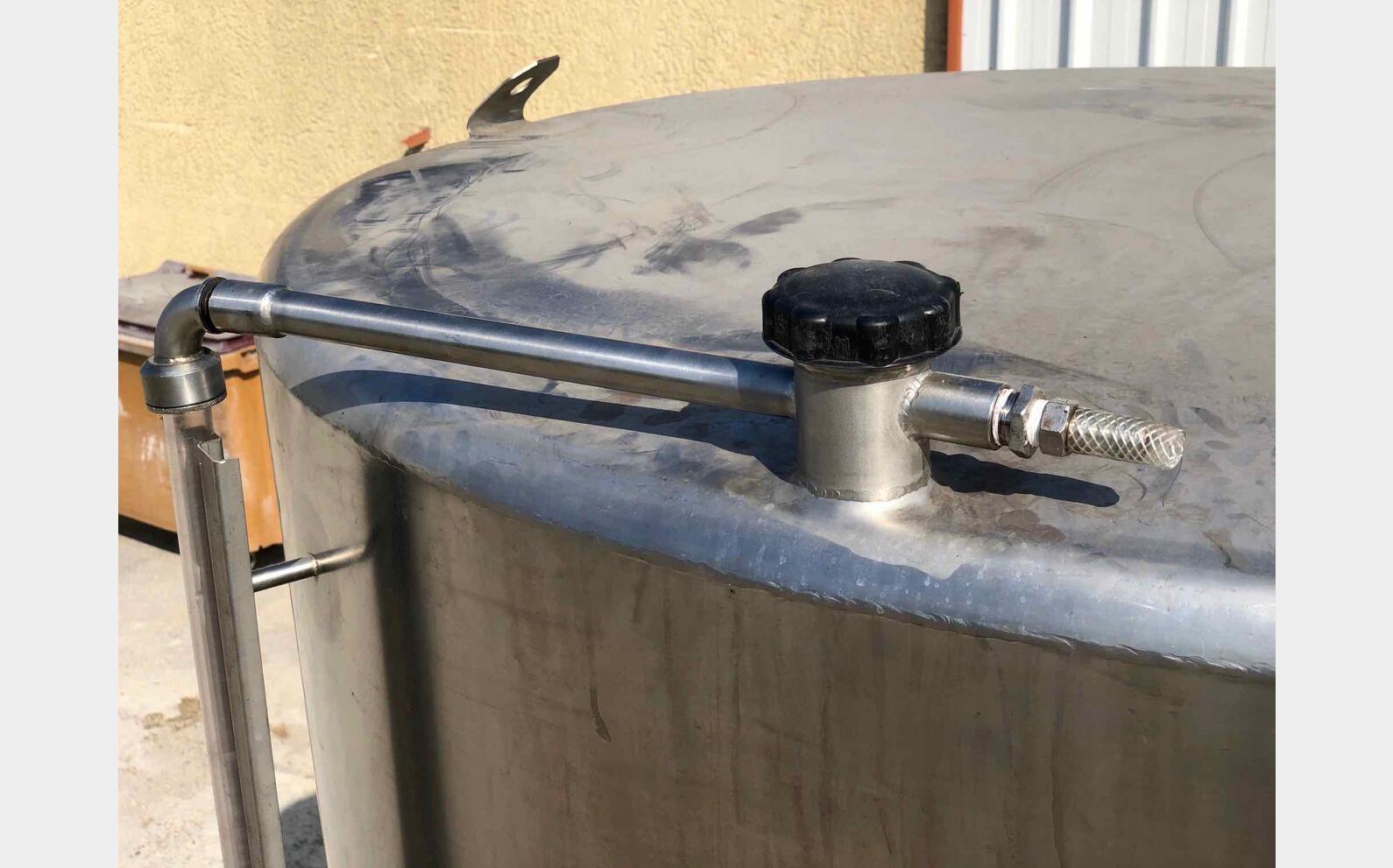 Cuve stockage inox Ann&eacute;e : 2000 Marque :  MICHEL VAUTIER