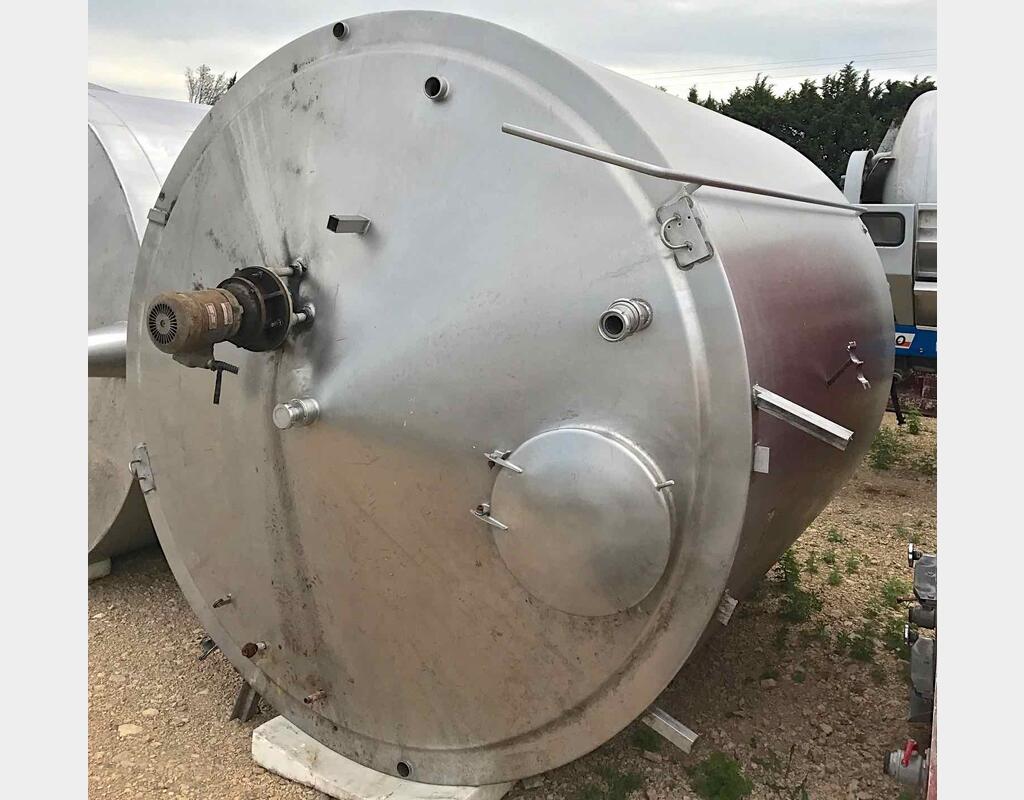 Cuve inox cylindrique verticale agitée - isolée sur pieds capacité 100 hls