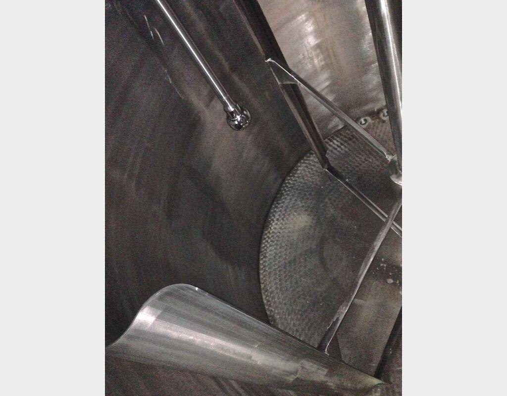 Cuve en INOX de mélange isolée - Volume : 10 000 litres