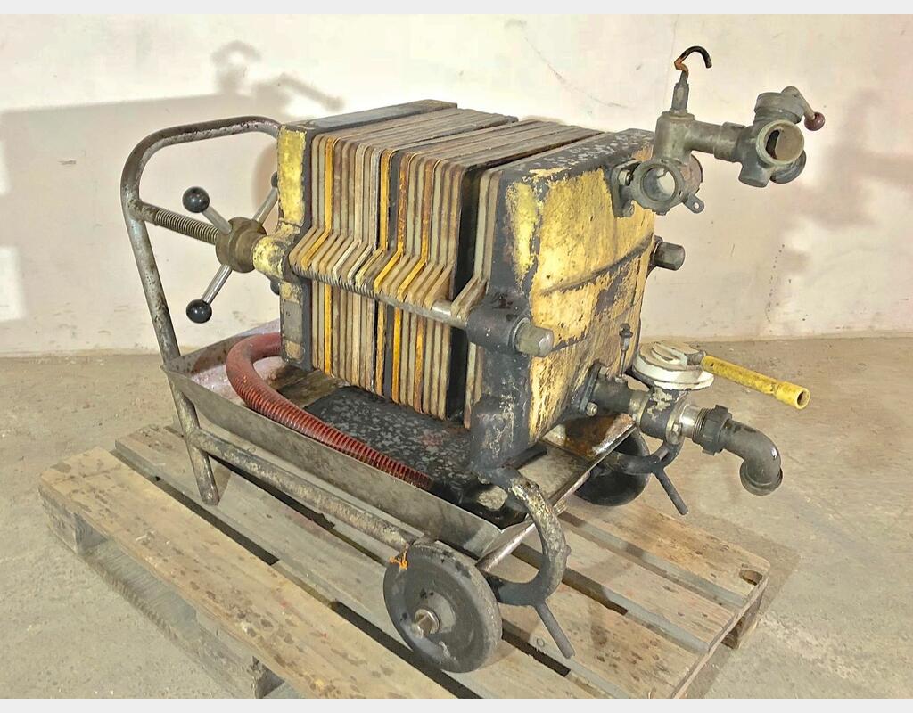 005798