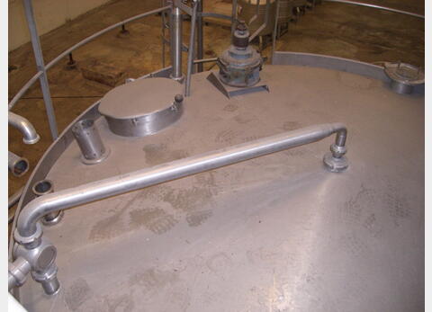 Cuve de stockage verticale de 20 m3 - INOX 304, agitée
