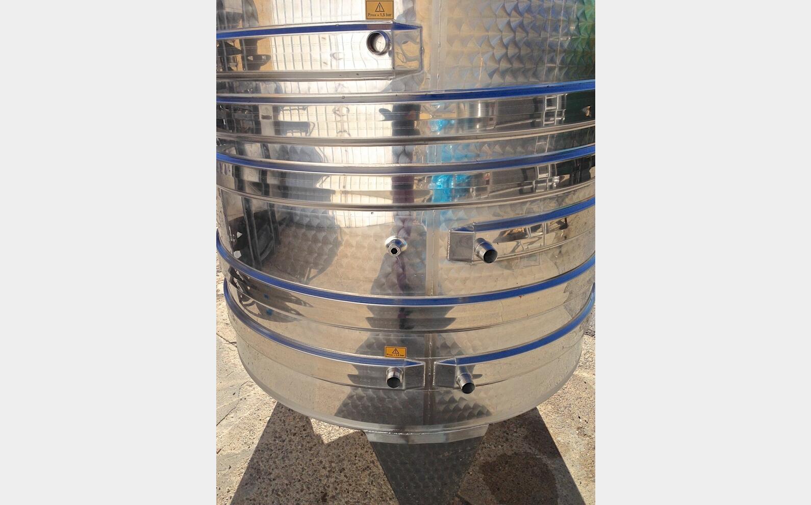 Cuve inox compartiment&eacute; refroidit MATERIEL NEUF