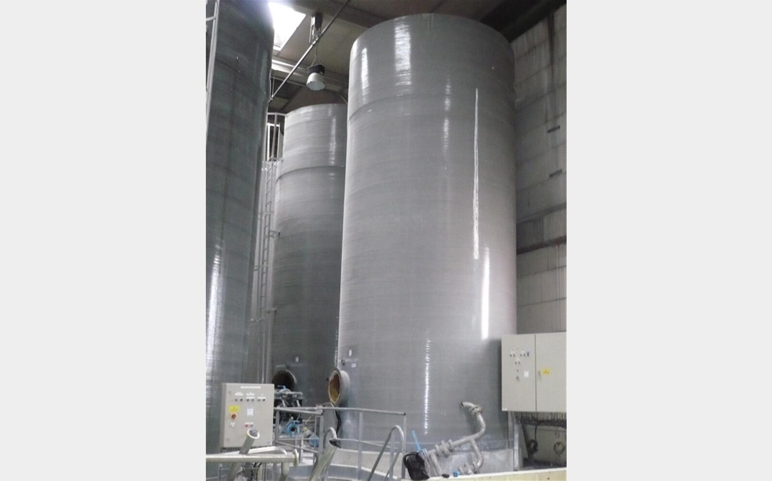 cuve stockage POLYESTER Marque : SOVAP Volume : 50000 litres