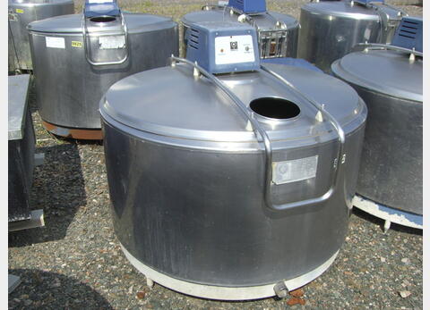 Tank &agrave; lait 550 litres Groupe de froid et agitation .