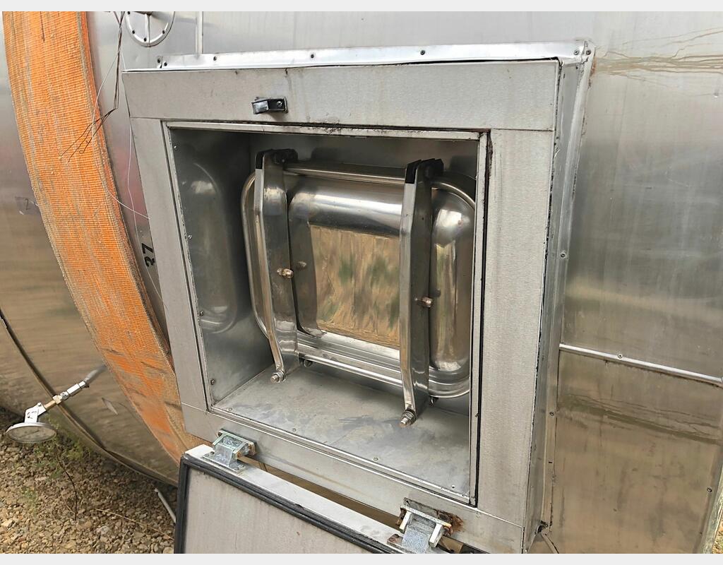 Cuve fermée en Inox AISI 304 - isolée de 46 700 litres