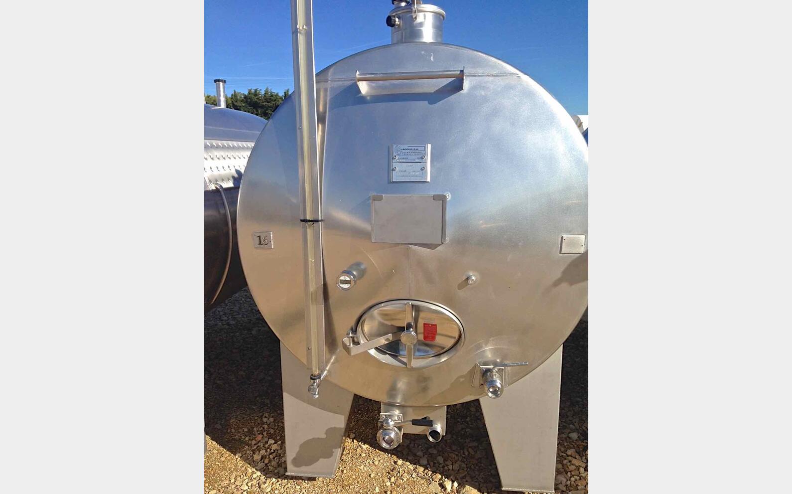 Cuve vinification INOX 304/316 avec circuit de refroidissement