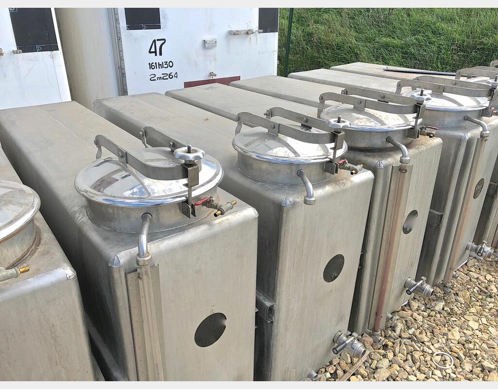 Cuve de stockage inox - Volume : 1000 litres