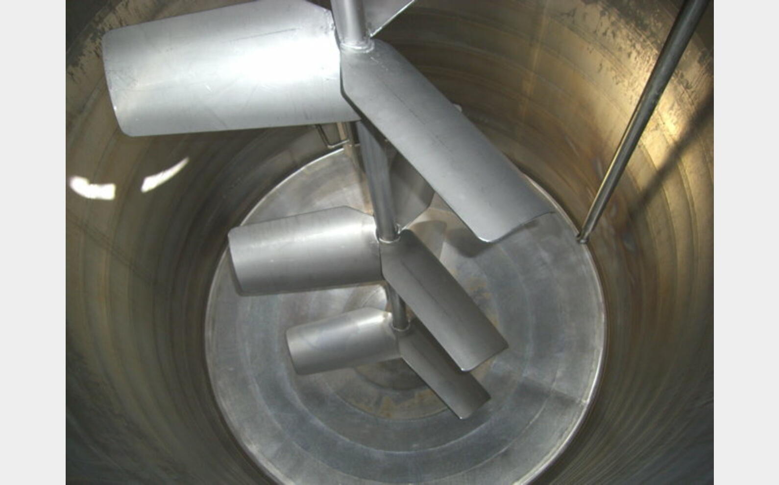 Cuve INOX ferment 3000 L double paroi Volume : 3000 litres