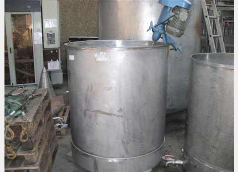 Cuve inox de 1000 litres avec agitateur