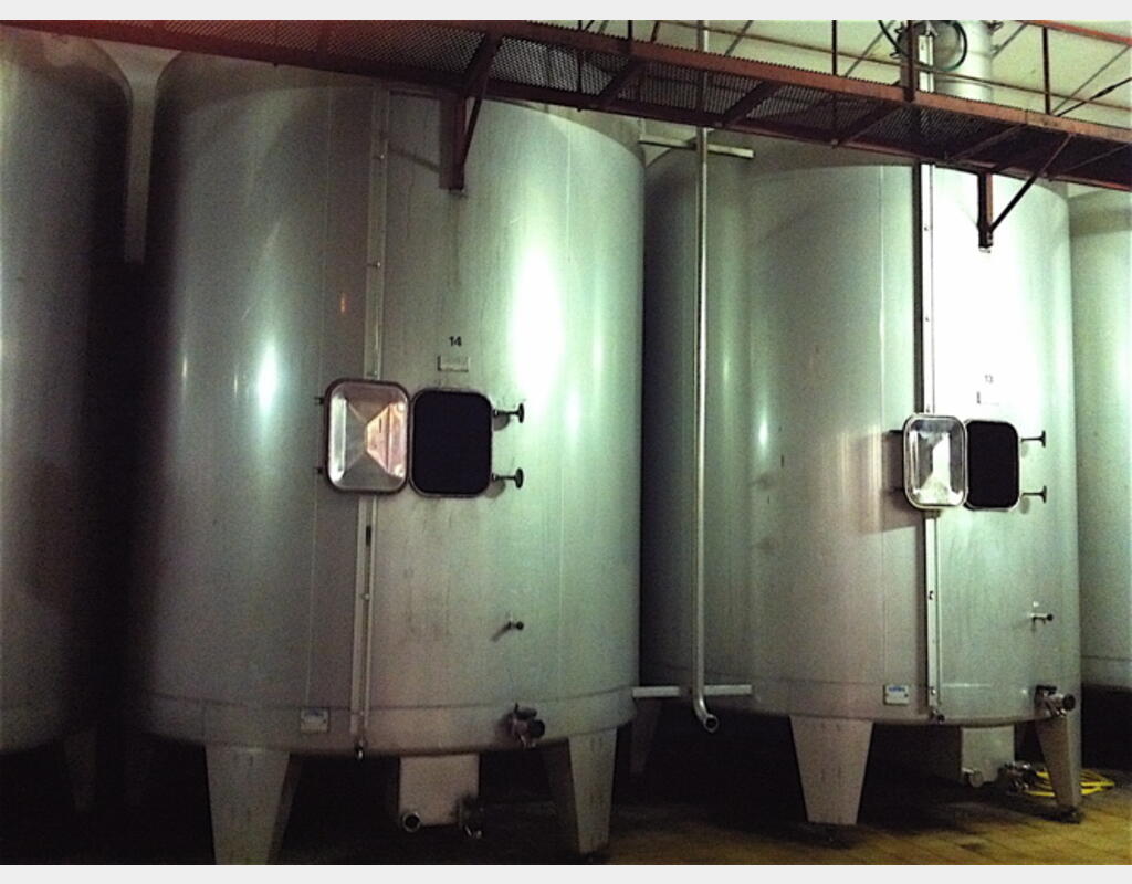 Cuve vinification INOX 304 Volume : 33500 litres (335 hecto)