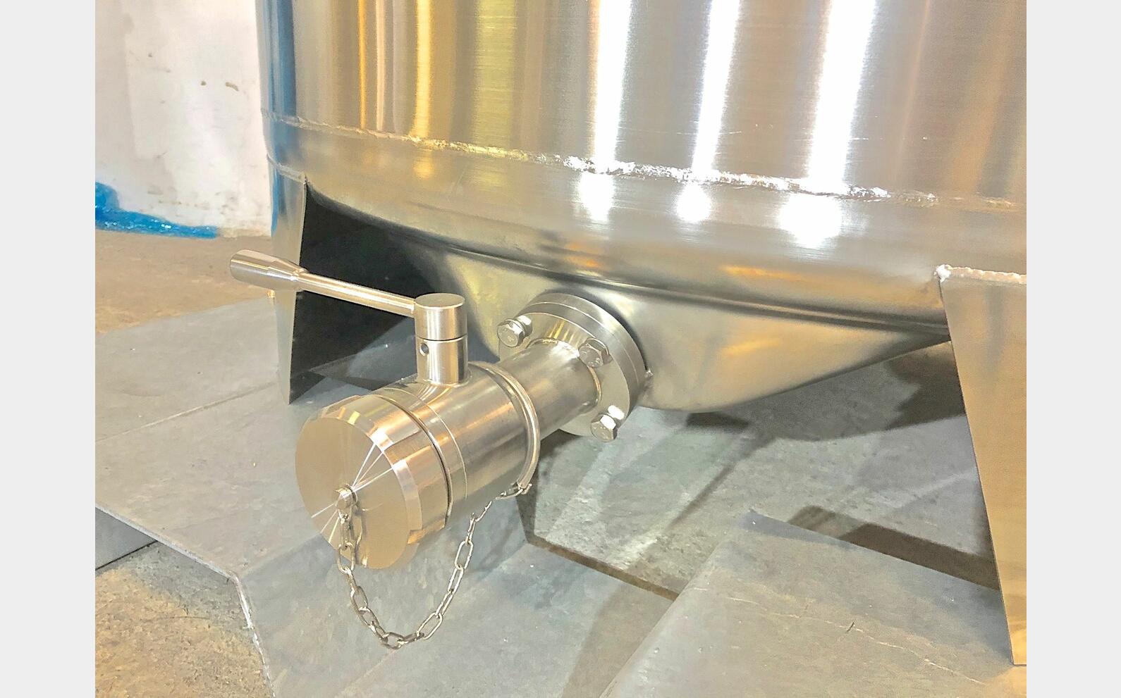 Cuve inox 304 - SBPM750 6.45 HL (645 Litres) ARSILAC