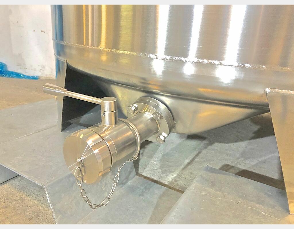 304 stainless steel tank - Model SBPM750