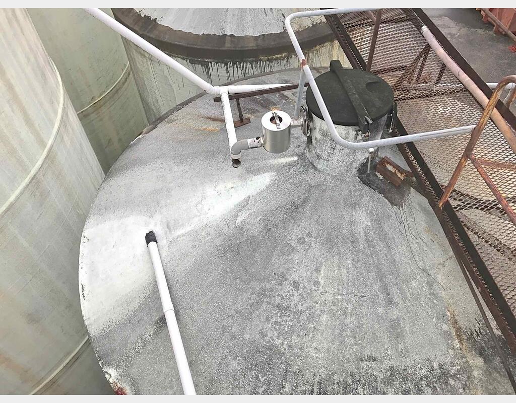 Cuve fibre de verre - Volume : 1100 HL (110.000 litres)