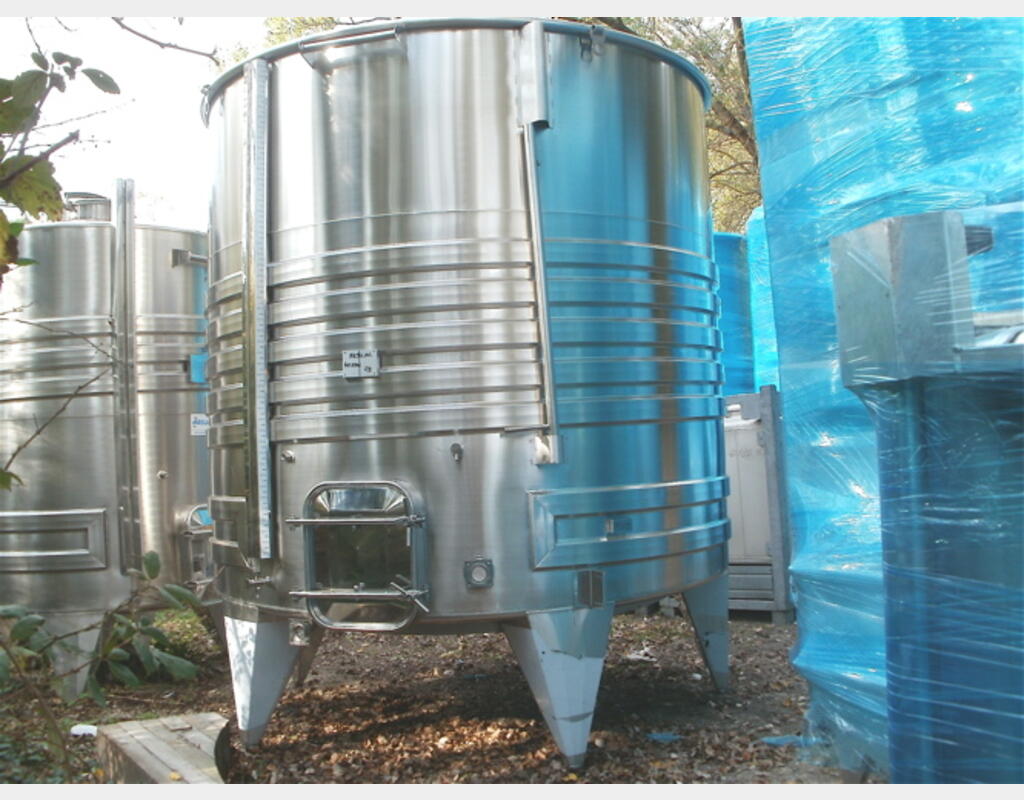 cuve INOX chapeau flottant 10000 litres MATERIEL NEUF Volume : 10000 litres