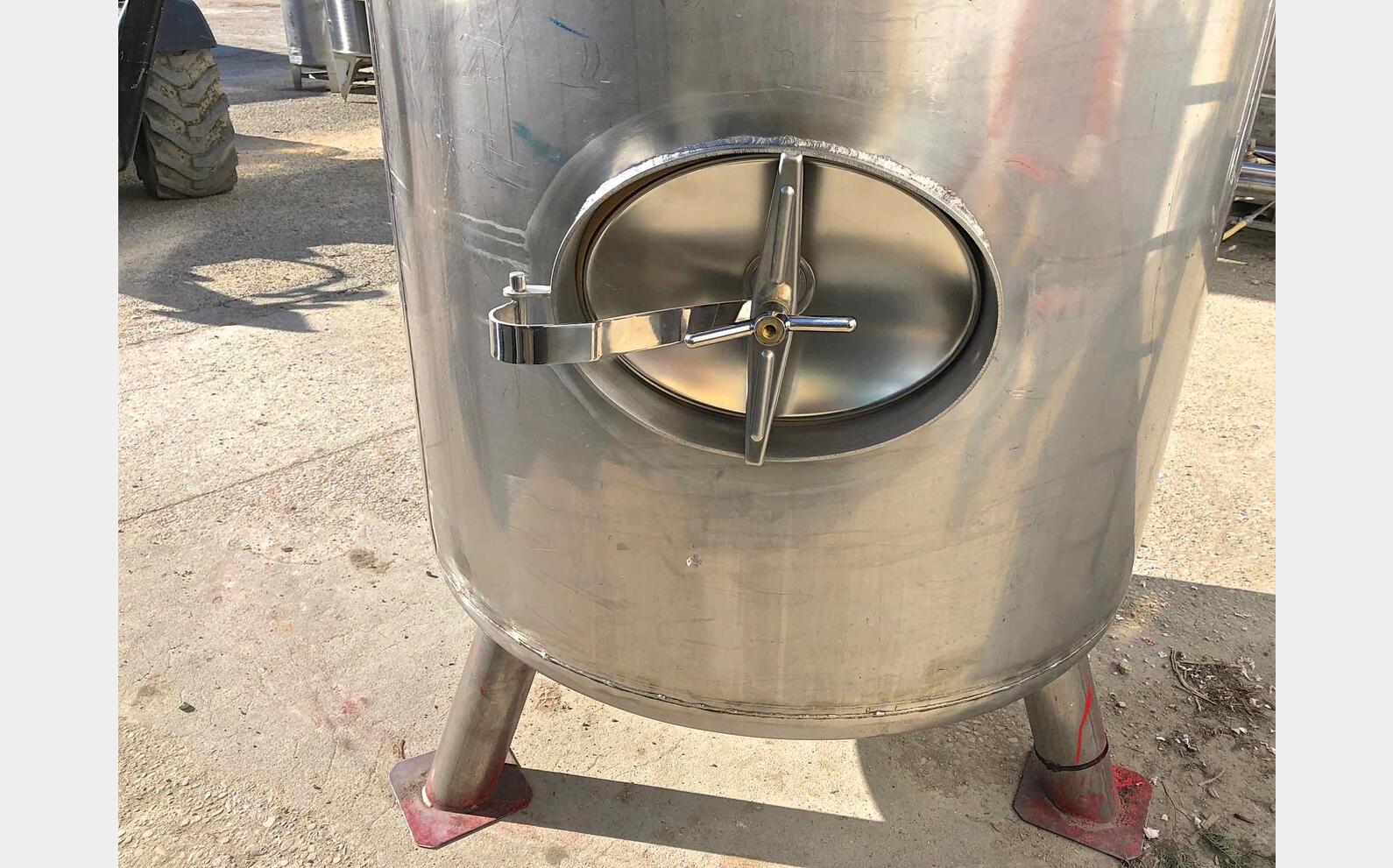 Cuve m&eacute;lange inox