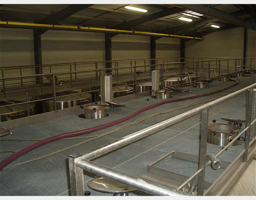 Cuves de vinification en INOX 304/316L - Marque Chalvignac, année 2004
