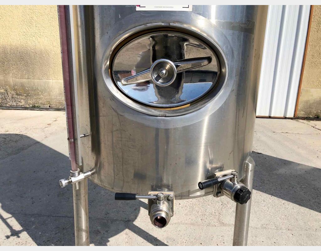 Cuve de stockage inox - Volume : 1400 litres