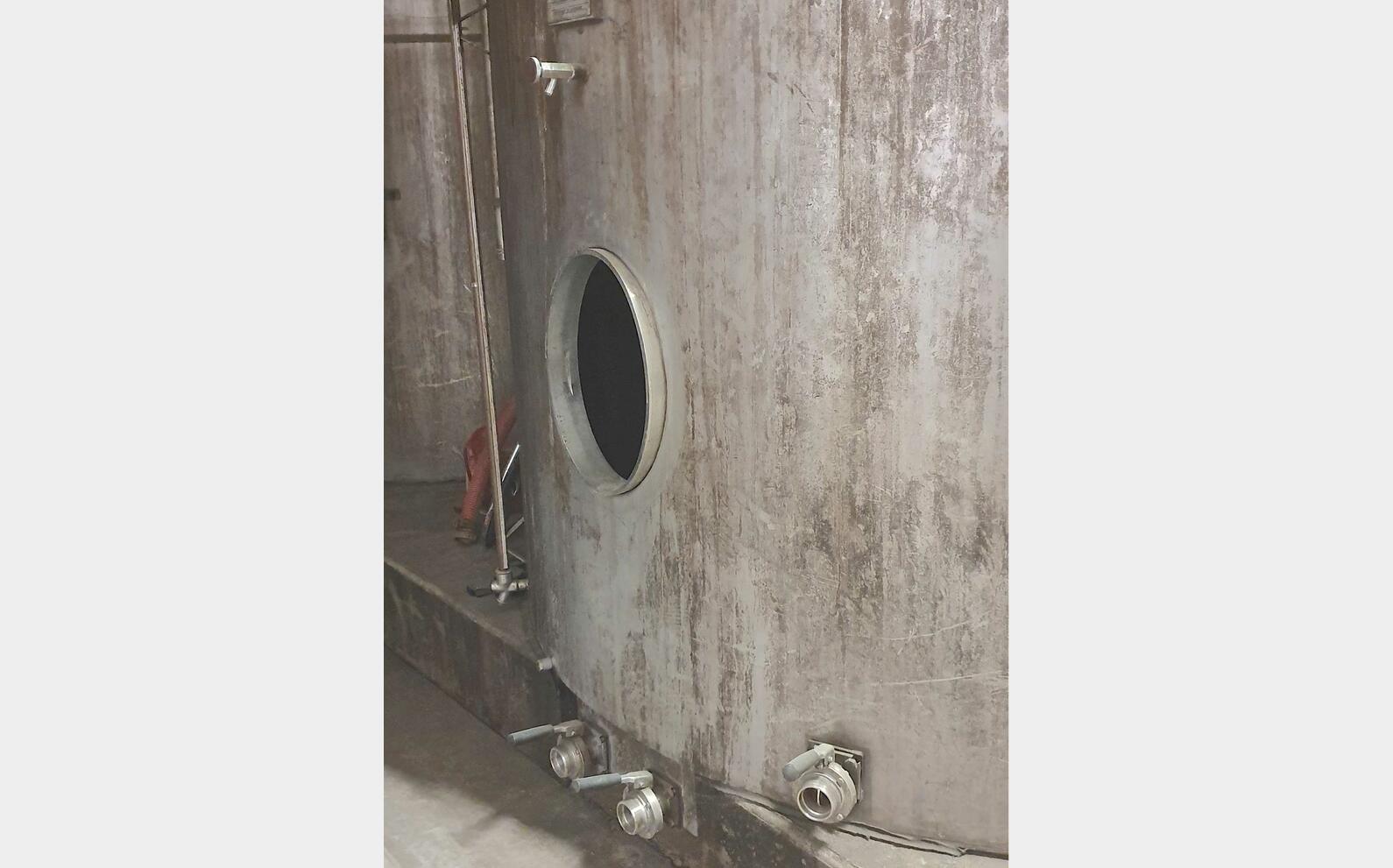 cuve stockage inox fond plat