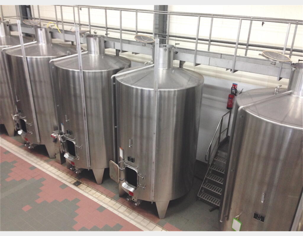Cuve inox de 121 HLS