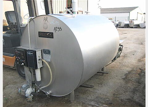 Tank &agrave; lait 1600 litres Groupe de froid et agitation .