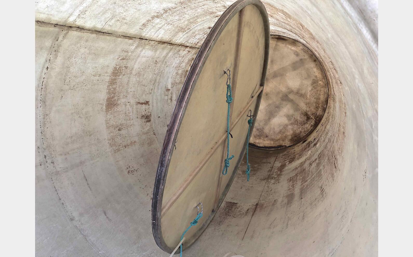 Floating Cap Fiberglass Tank