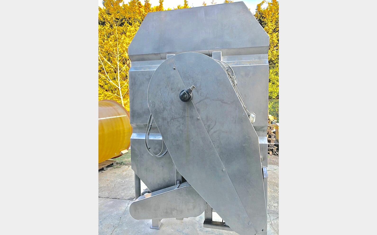 Cuve inox 80 hls de vinification marque : AMOS