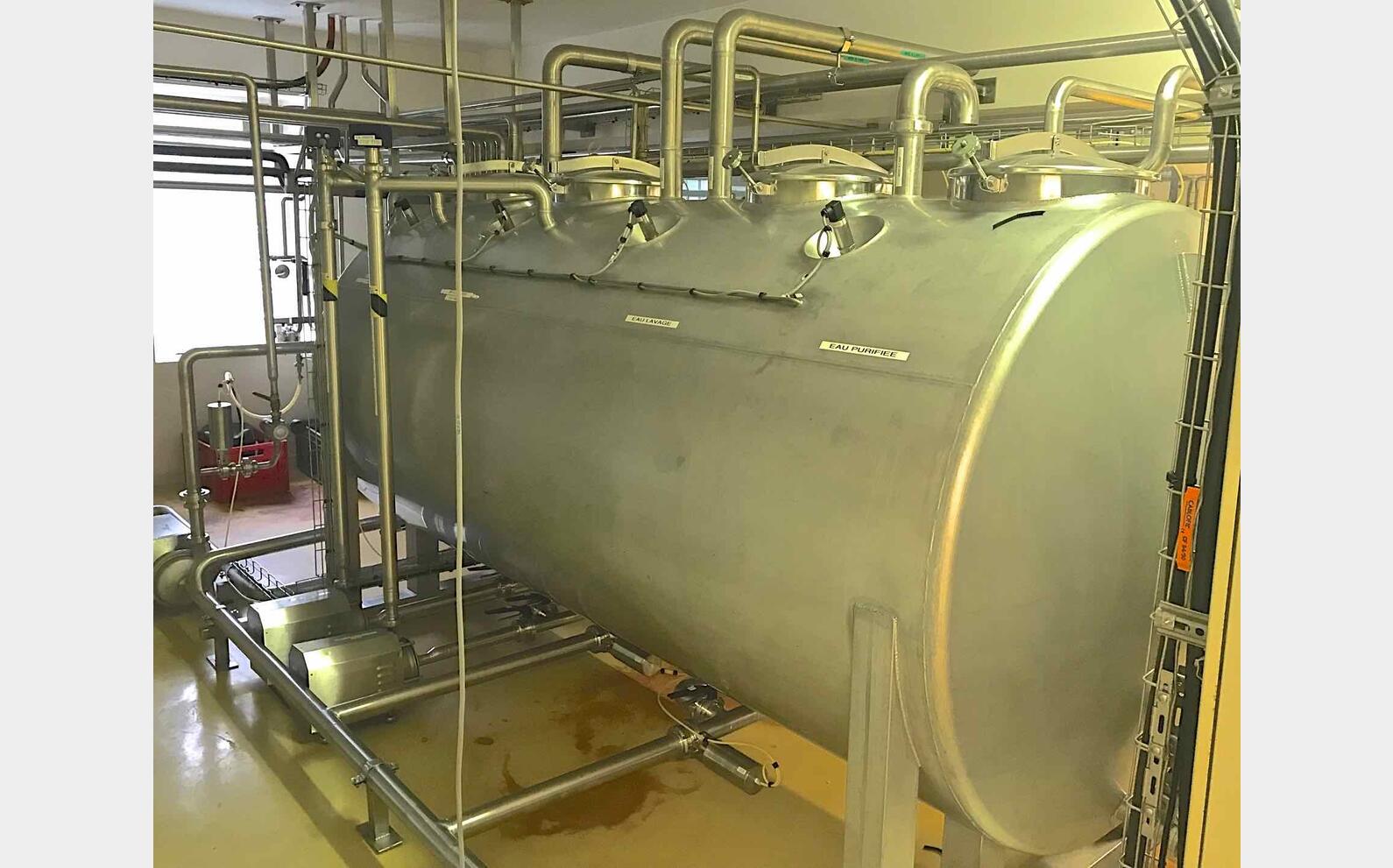 Cuve inox type NEP calorifugu&eacute; Marque : STAI Compartiment&eacute;e et calorifug&eacute;e