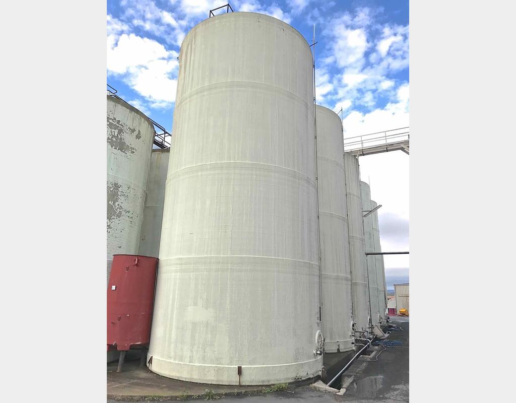 Cuve fibre de verre - de 2000 hls (200 000 L)