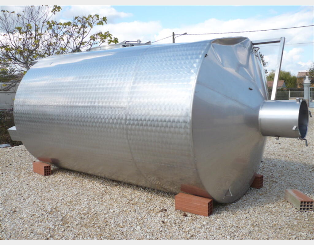 Cuve de stockage en INOX 304 - Volume : 20.000 litres
