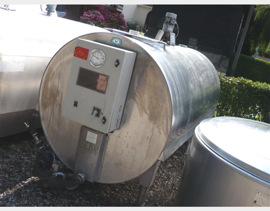 Tank &agrave; lait INOX 304 Volume : 2.080 litres
