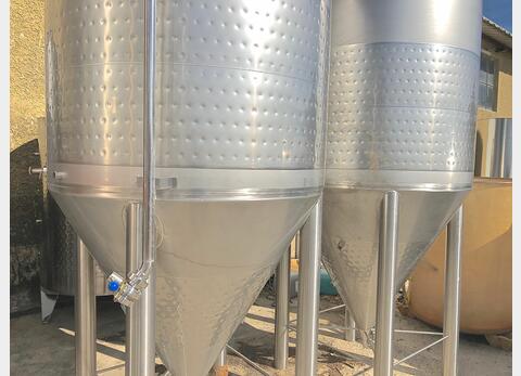 Cuve ferm&eacute;e sur pieds cylindro conique MATERIEL NEUF
