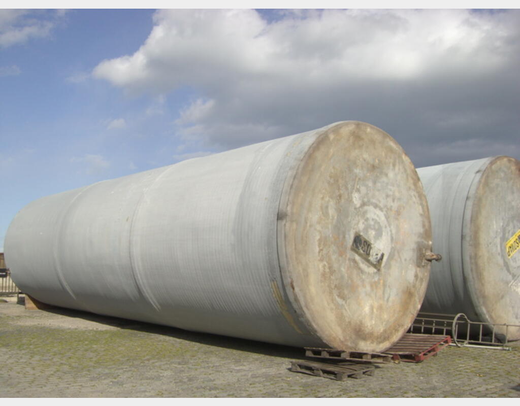 CUVE CYLINDRIQUE VERTICALE POLYESTER - DE 250 000 L