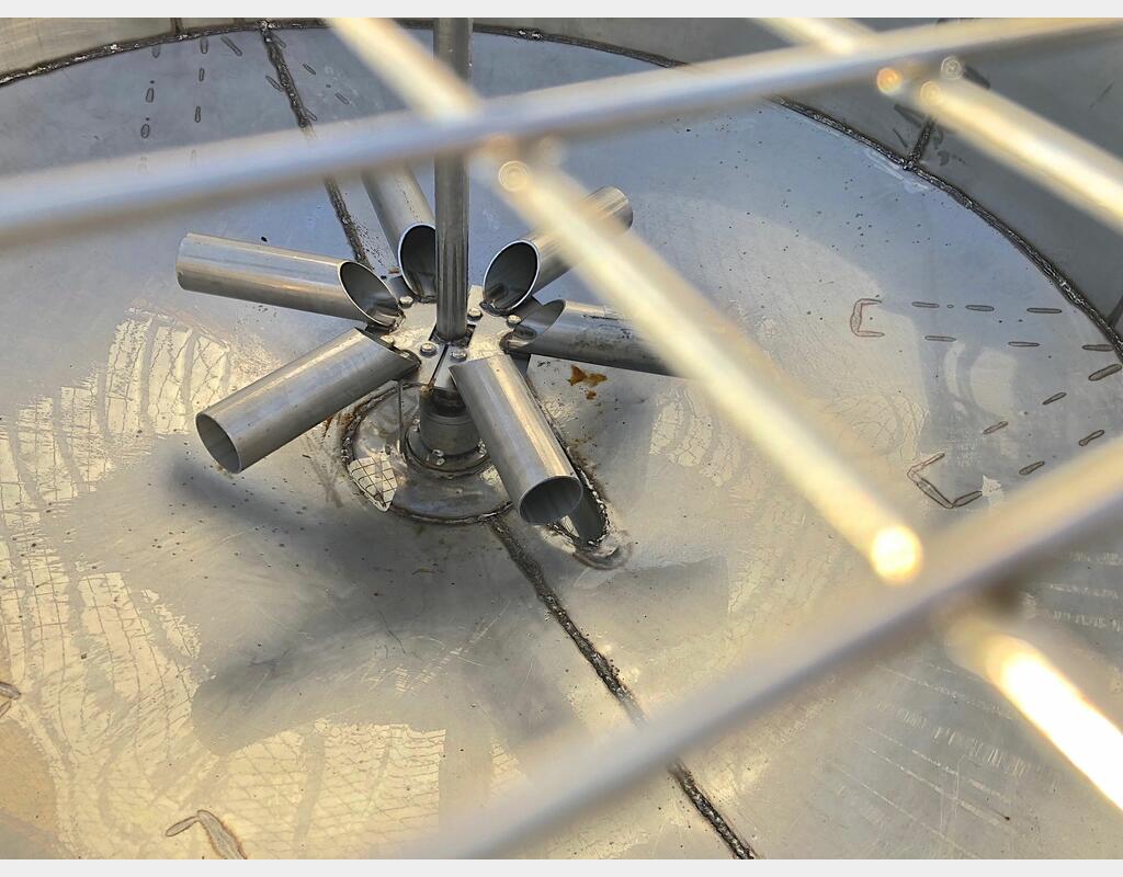 Cuve inox de mélange - Volume : 2100 litres