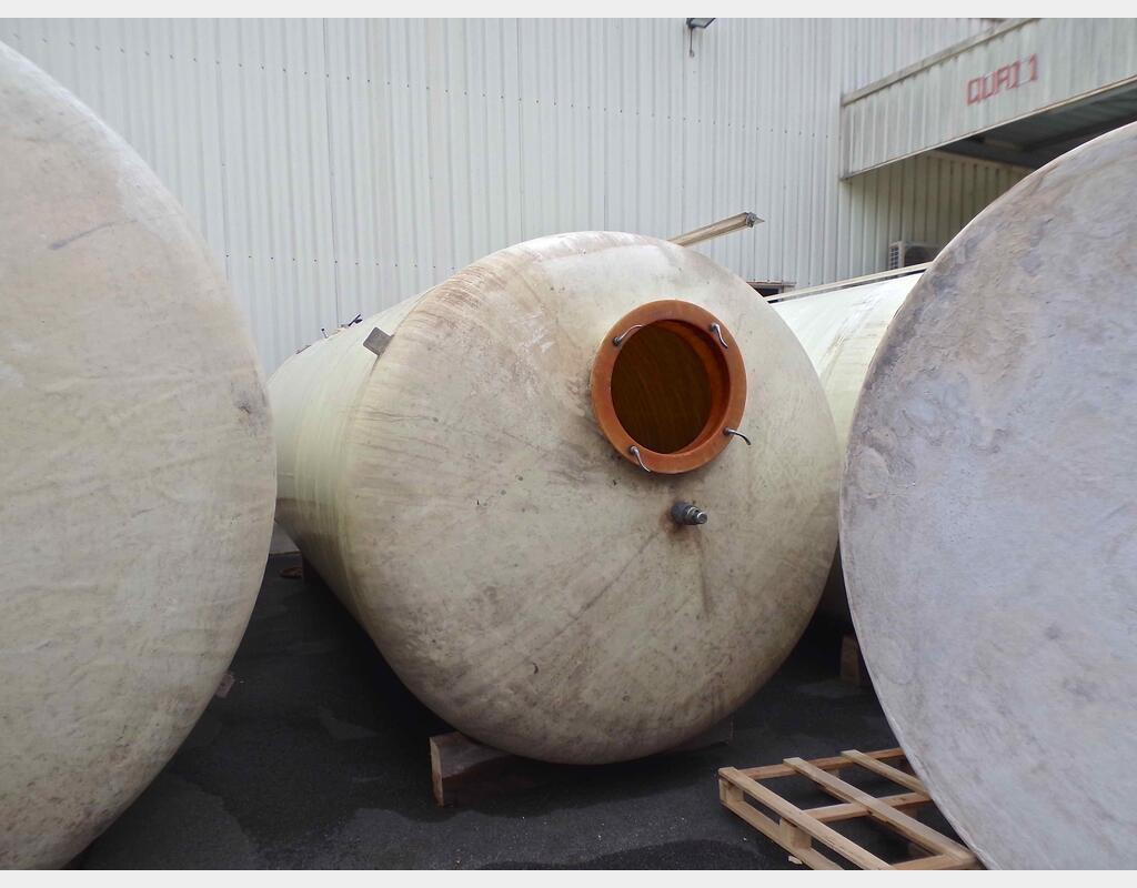 Cuve de stockage fibre de verre - Fond plat sur radier