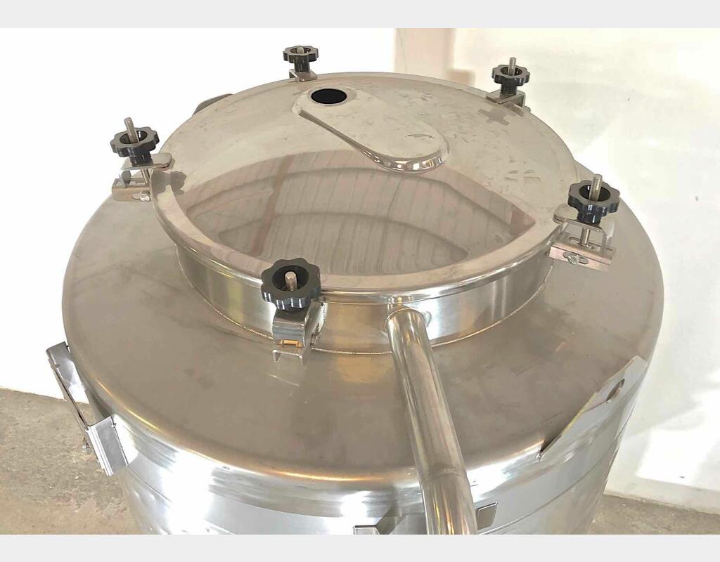 304 stainless steel vat - Closed on feet - Cylindro-conical